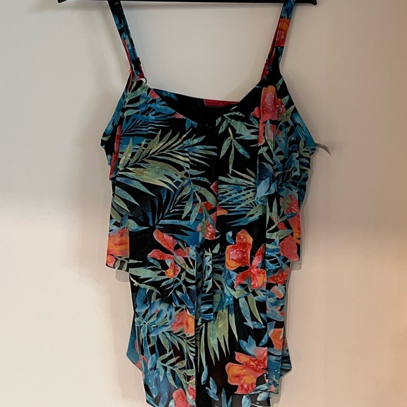 Floral Print Women's swim Top - Picture 1 of 4